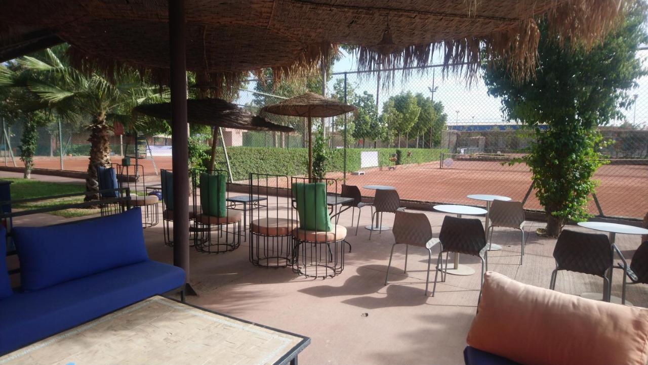 L'Auberge De Tennis Msc Oulad Lahsene Exterior foto